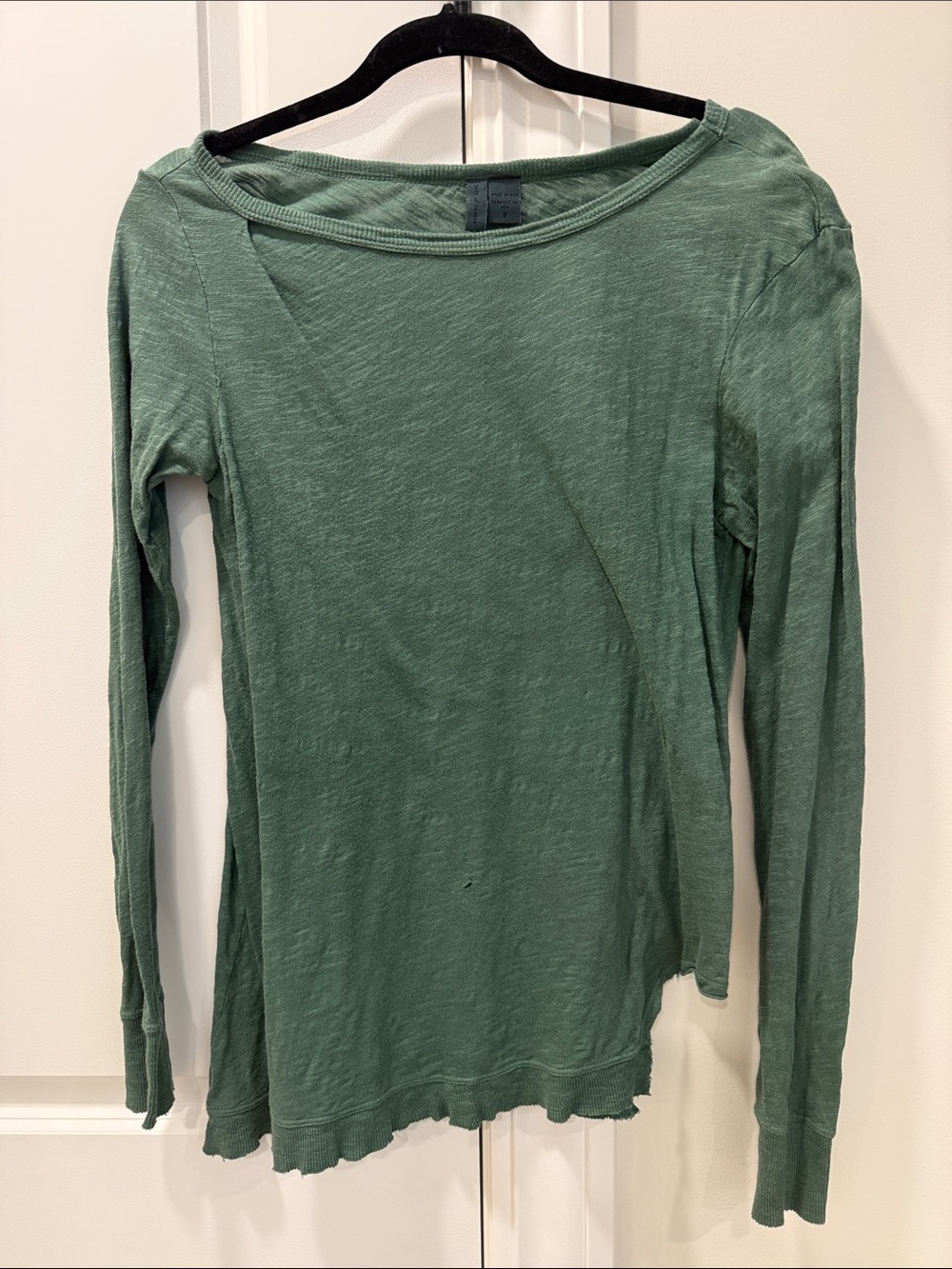 Slim Boatneck Long-Sleeve Tee in Sage Green